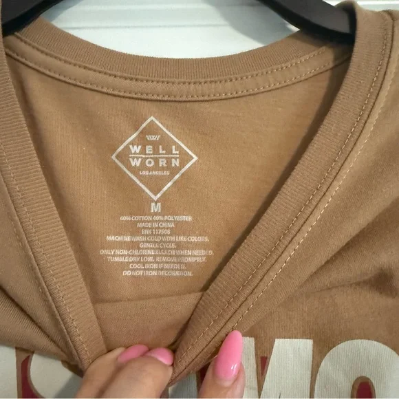 MAS AMOR TAN TSHIRT SIZE MEDIUM - Picture 3 of 3